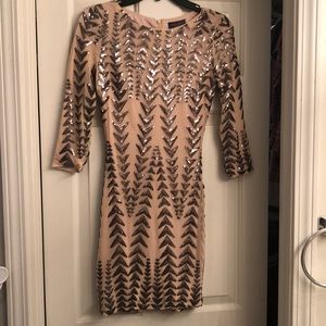 Sexy dress with sequins